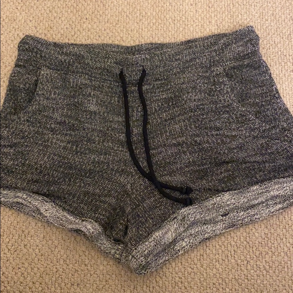 Comfy shorts. Salt and pepper